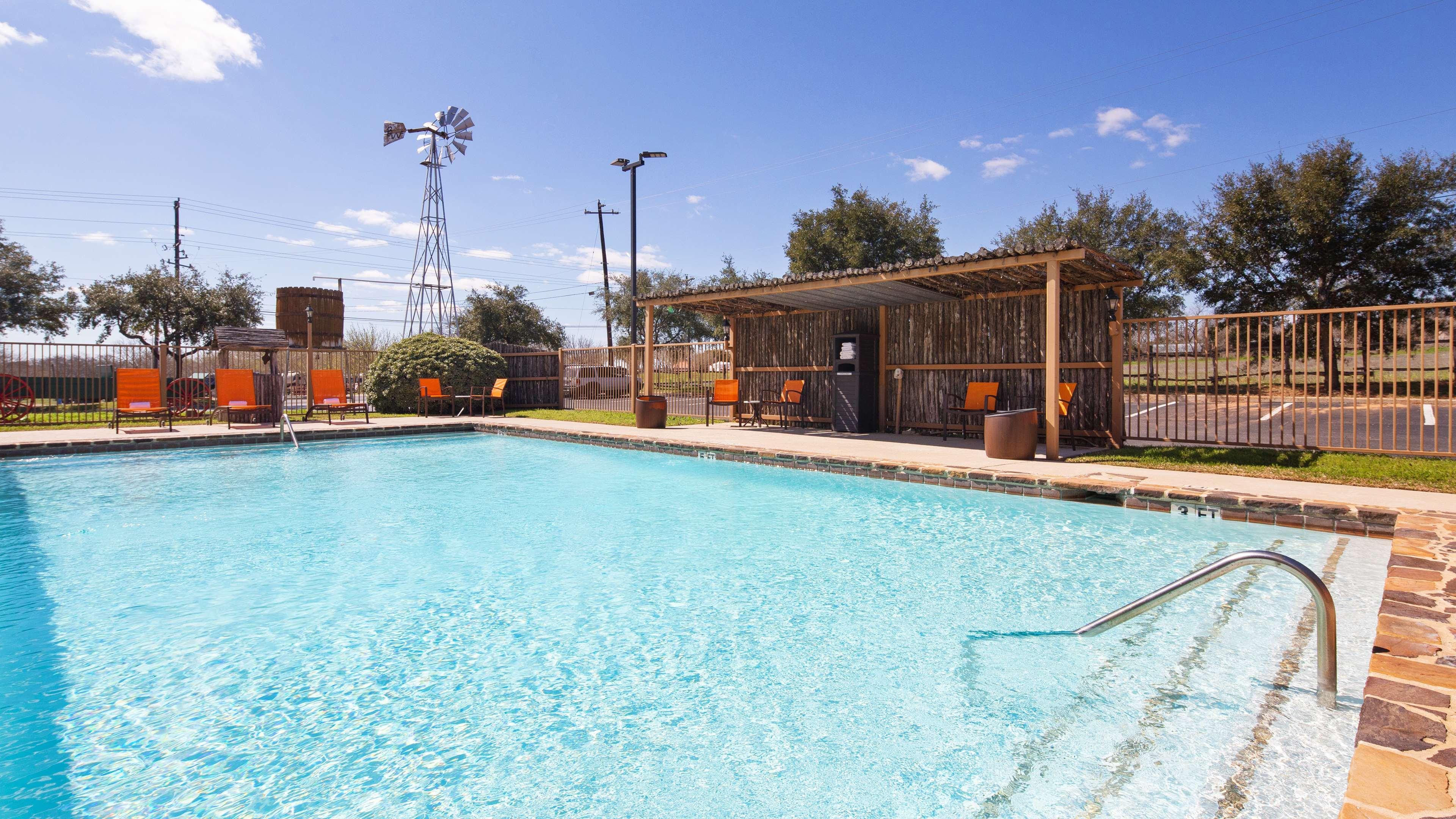 Best Western Plus Fredericksburg Exterior foto