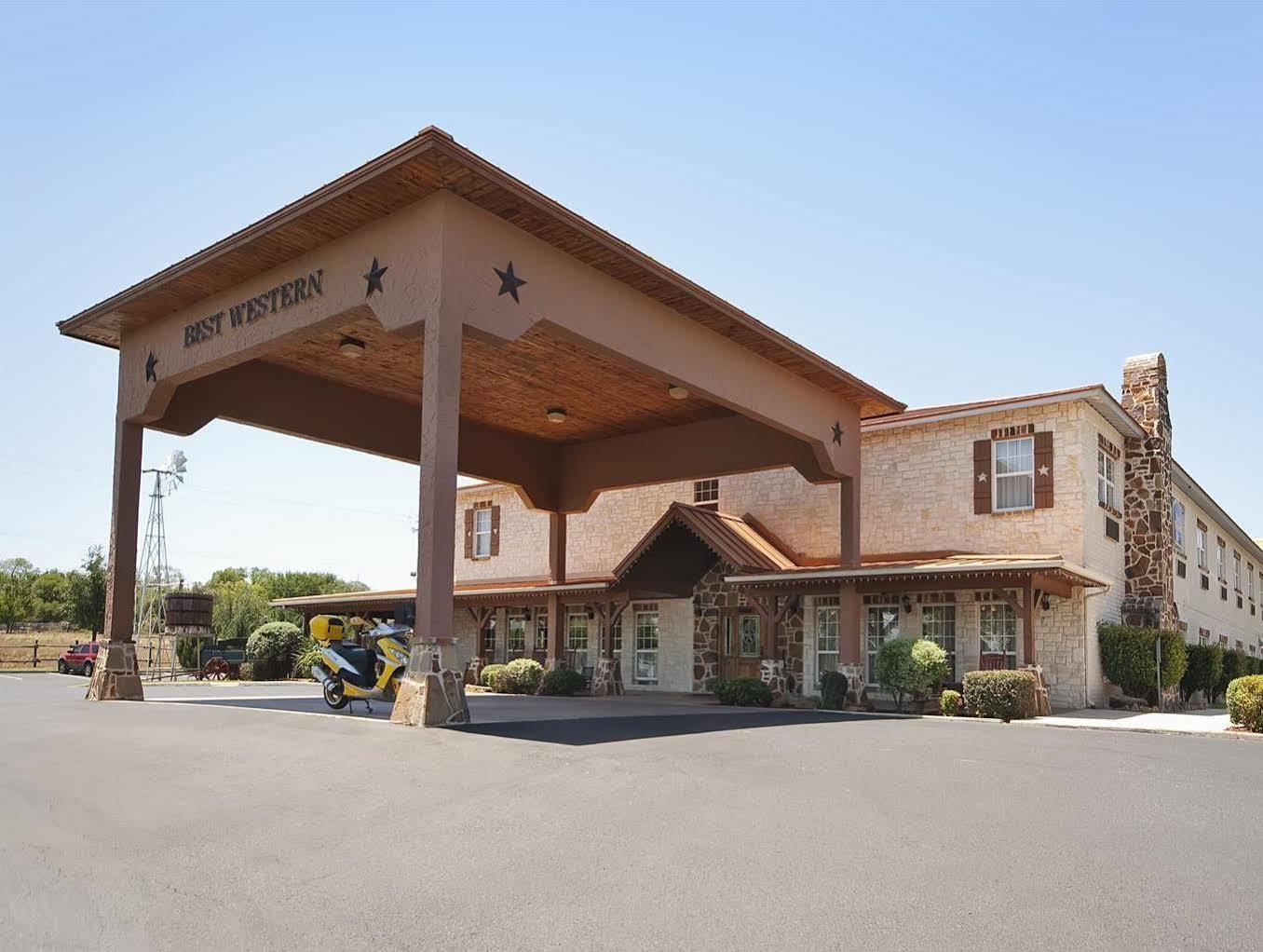 Best Western Plus Fredericksburg Exterior foto