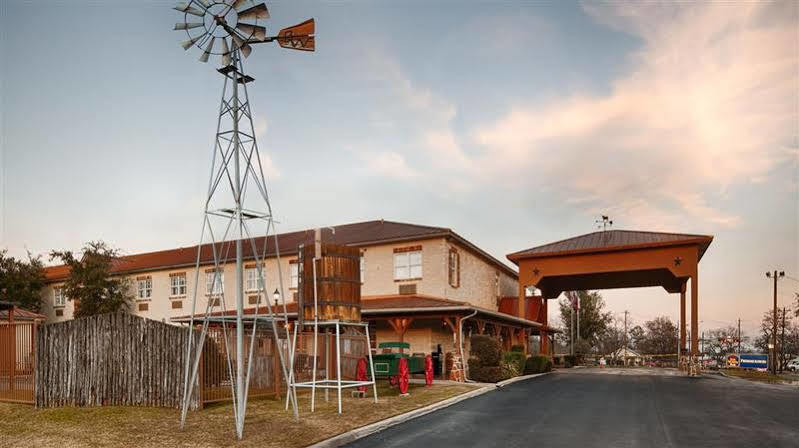 Best Western Plus Fredericksburg Exterior foto